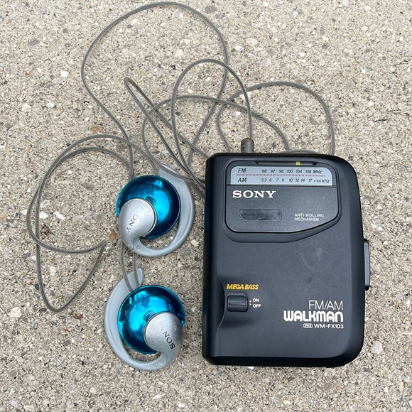 Sony Other - Vintage SONY WM-FX103 Walkman AM/FM Cassette Radio Player